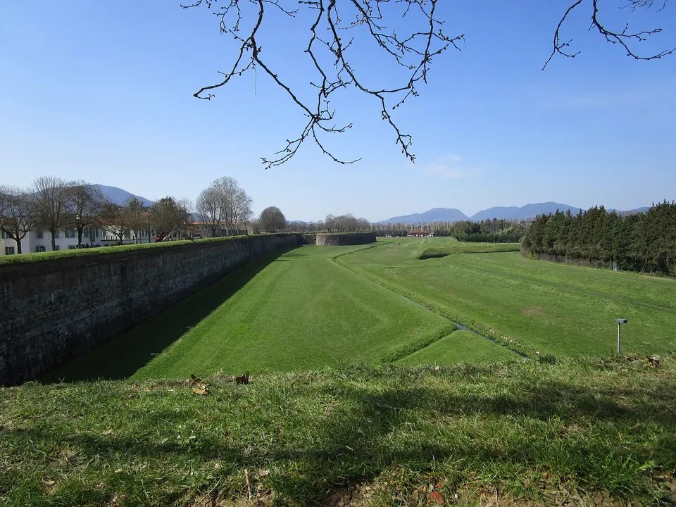 Lucca Comics & Games 2026, bando per 17 posteggi ambulanti fuori le mura