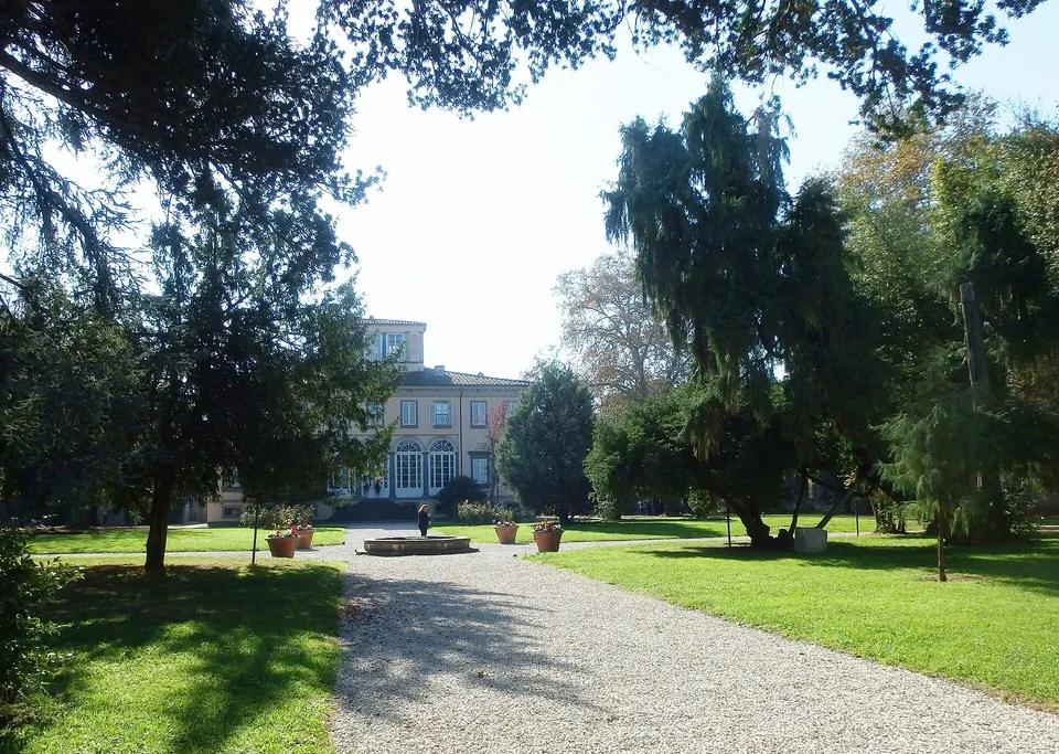 A Villa Bottini un convegno su scrittori e artisti lucchesi del Novecento