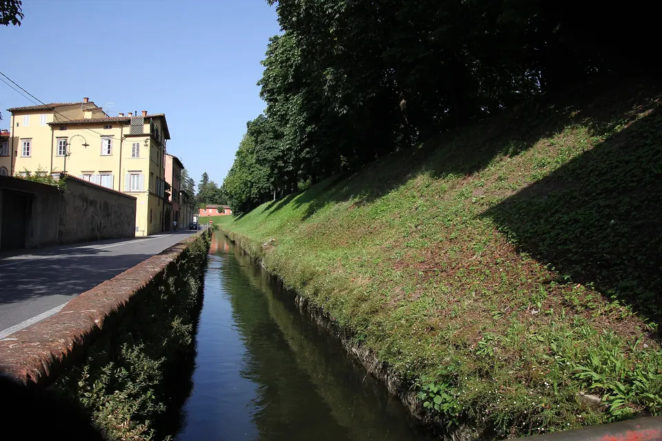 Mura di Lucca, nuovo incontro sul condotto pubblico: tavolo aggiornato al 20 ottobre
