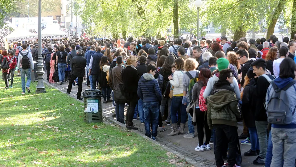 Lucca Comics, sosta gratuita per i residenti durante il montaggio dei padiglioni