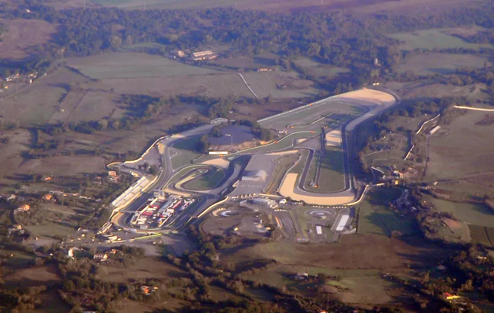 Il lucchese Filippo Bianchi, campione italiano Sportbike, chiude a Vallelunga