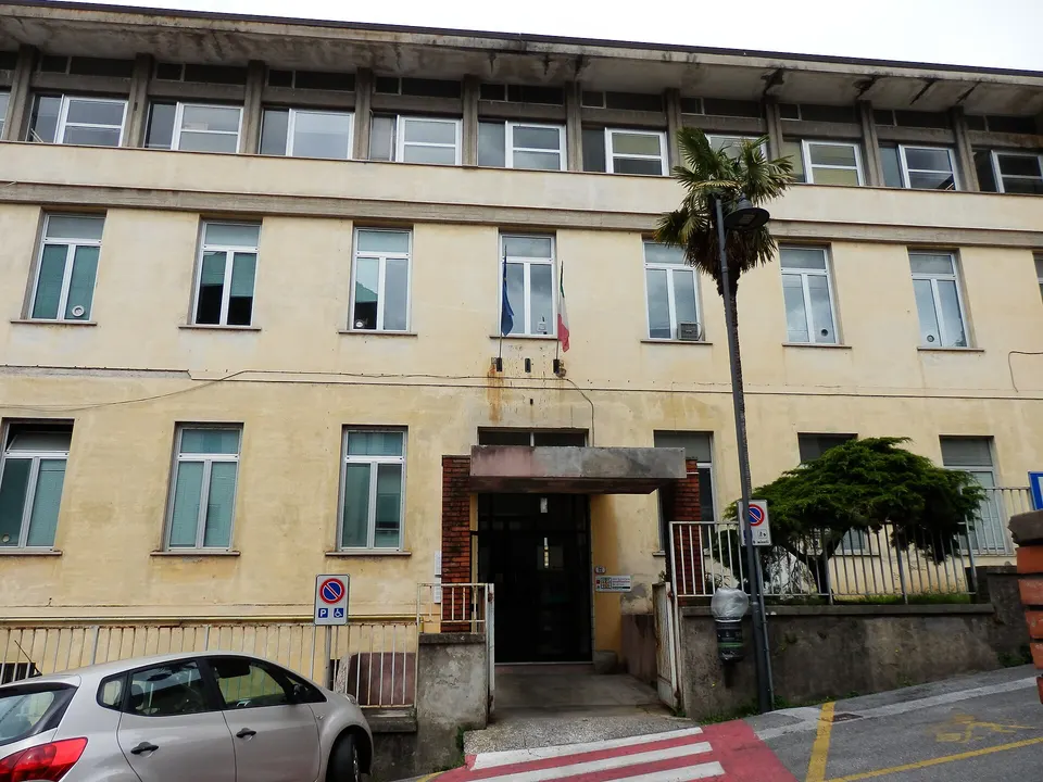 Seravezza, il sindaco Alessandrini incontra il nuovo comandante dei Carabinieri di Viareggio