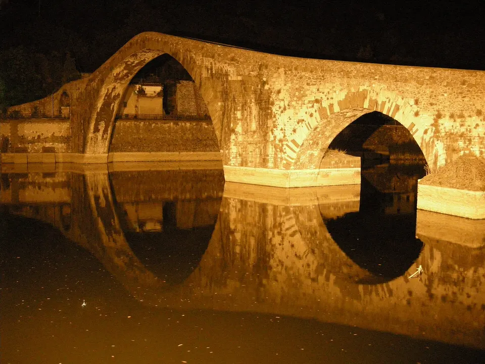 Borgo a Mozzano, ad Halloween 2026 debutta il "Vicolo oscuro"