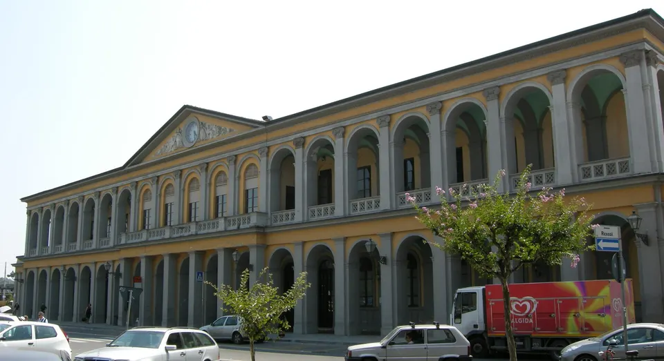 Stazione di lucca