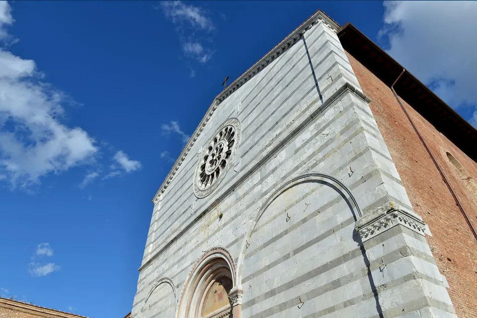 Lucca, trekking urbano sulle orme di San Francesco il 25 ottobre
