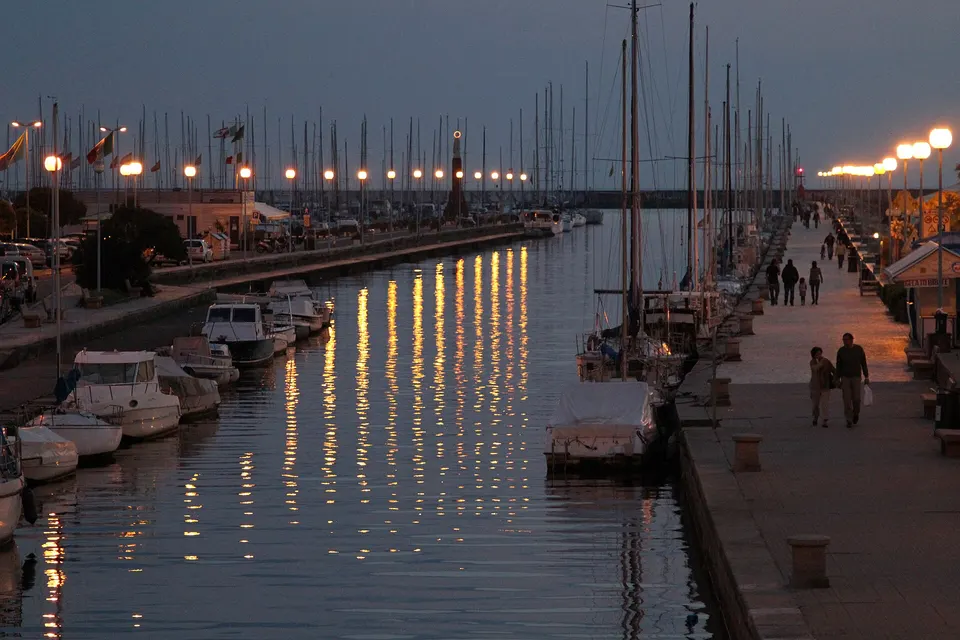 Porto Canale di Viareggio