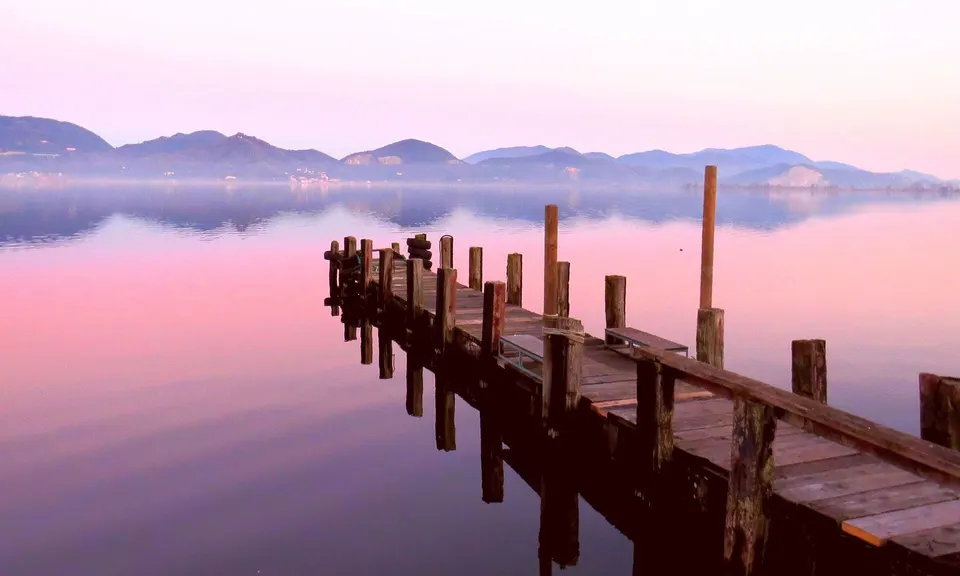 Massaciuccoli lake - the pier - Torre del Lago Puccini